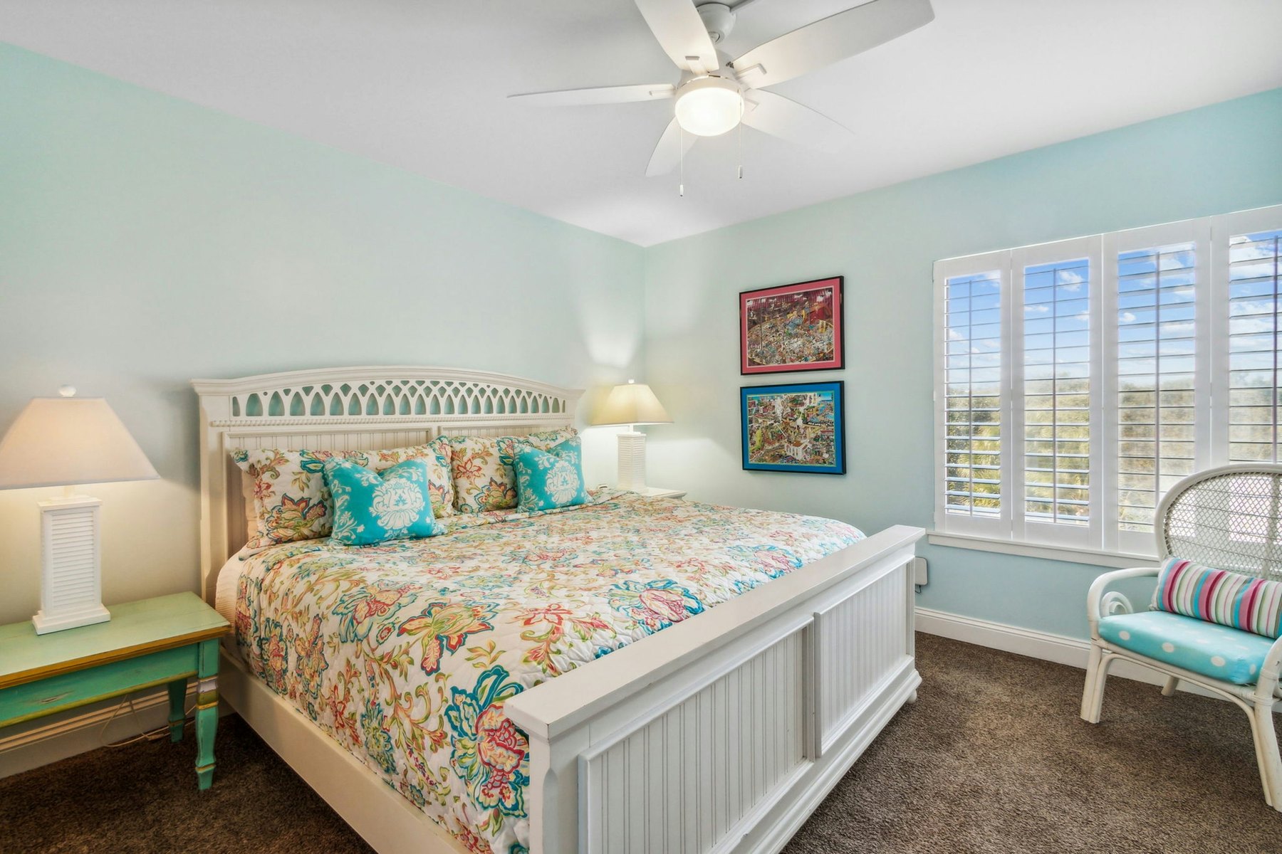 Warm guest-ready Columbus Ohio interior for cleaning service call to action